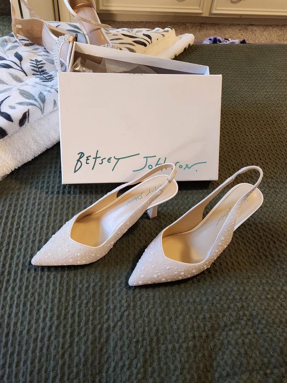 Betsey Johnson elegant pearl